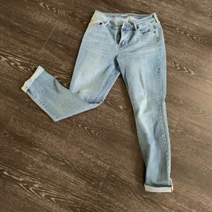 Old Navy curvy jeans - 10